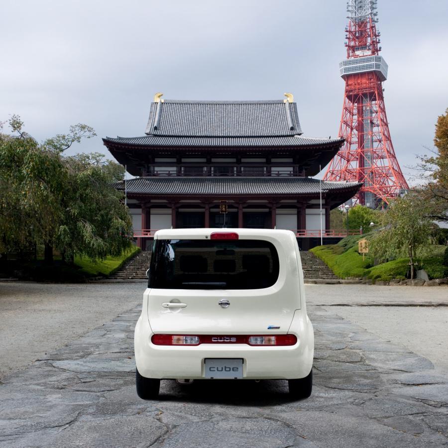  Nissan Cube 2009 года  (фото 4 из 137)